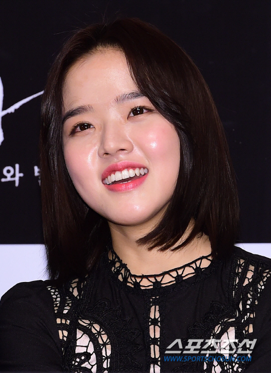  김향기, '따뜻함 느껴지는 미소'