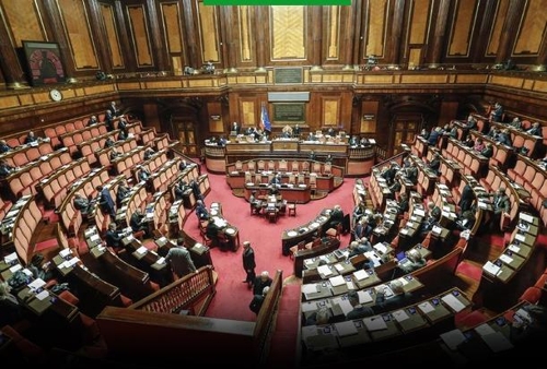이탈리아, 가톨릭 반대 불구 존엄사 허용 법안 채택