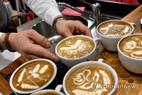 커피에 빠진 한국인…지난해 커피시장 규모 10조원 첫 돌파