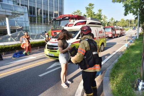 서울과기대 실험실서 시약 폭발…2명 부상·60여명 대피