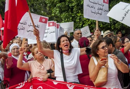 왜 남성이 배로 받나…튀니지, 아랍 최초 남녀 동등상속 추진