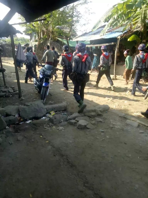 미얀마 경찰, 내국인 난민촌서 로힝야족에 발포 논란