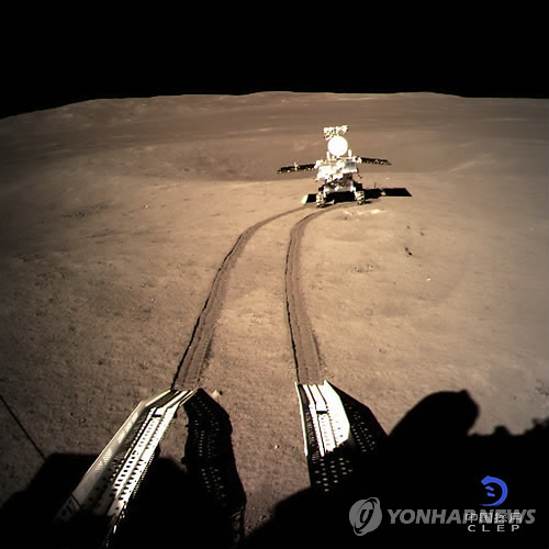 `우주 굴기` 과시한 中…"미국, 달 탐사에서 중국에 도움 요청"