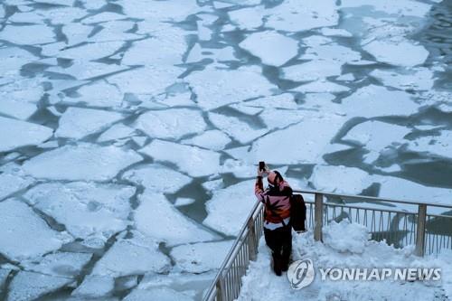美중북부 북극한파 초절정, 최저 -48℃…항공·우편 두절