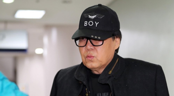 조영남, 2번째 '그림 대작' 사건도 1심 무죄 "증거 불충분"