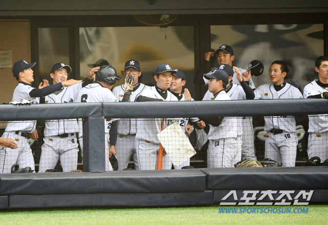 [청룡기]유신고 강릉고 꺾고 청룡기 사상 첫 우승+2관왕. 허윤동 MVP