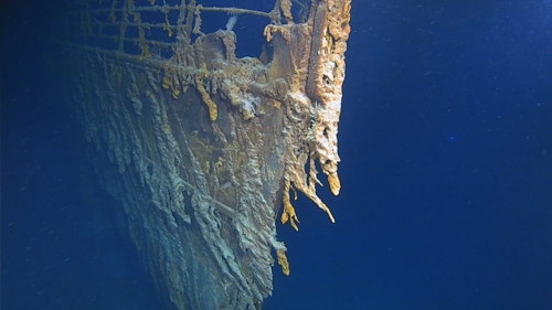 14년 만에 촬영된 타이태닉호 잔해 "급속히 부식 진행중"