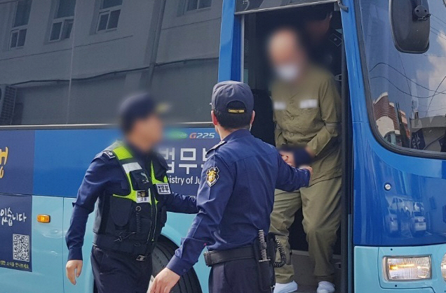 마닷 부모, '빚투' 폭로 1년 '논란ing'…징역 3년·1년 실형 "갚…