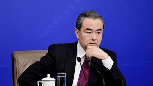 中 왕이 "美 `중국관` 잘못된 길로 빠져…세계관도 편향적"