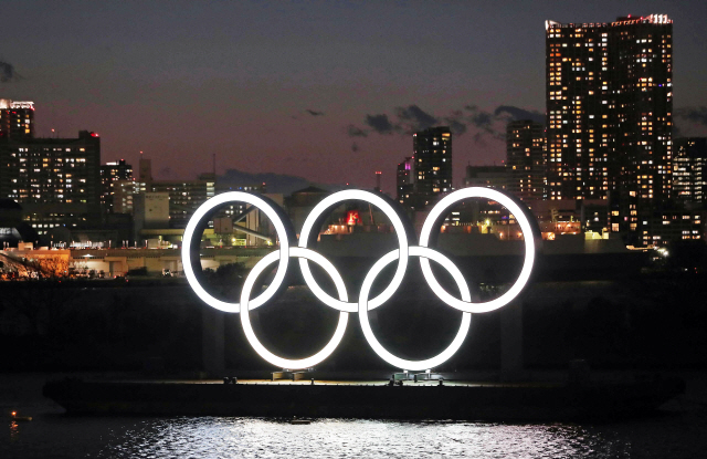 1년 연기된 올림픽, 2021년 여름? 봄? 개최시기 격론중