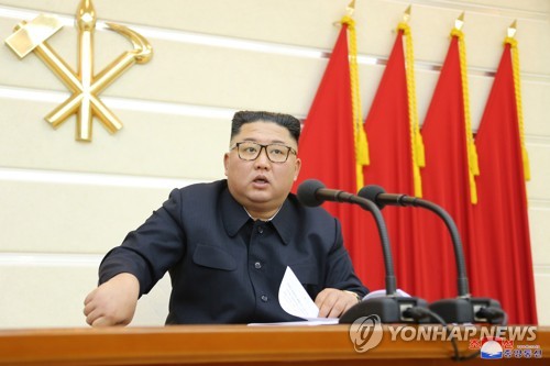 북한 김정은, 시진핑에 구두친서…"코로나 전쟁 승기 축하"