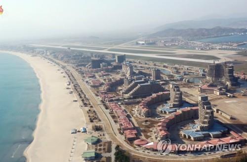 '관광대국' 목표 북한, 김정은 타던 '관광용 카트' 대량 생산