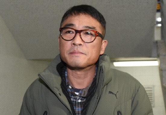  "김건모 성폭행 인정"…경찰, 피해女 무고혐의 '불기소 의견 檢 송치'
