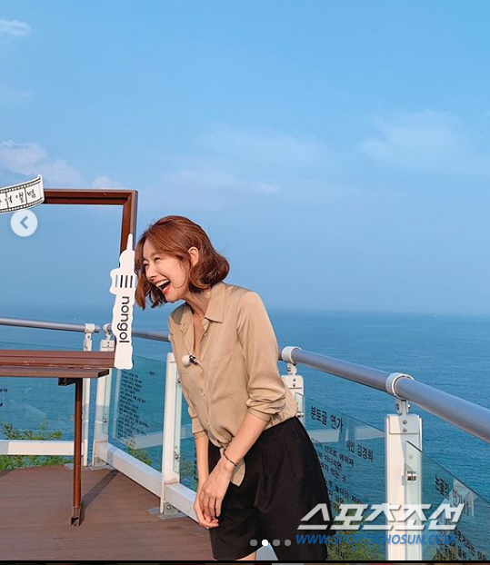 '♥인교진' 소이현, 애둘맘의 여유로운 휴식시간…바다서 '시원한 미소'