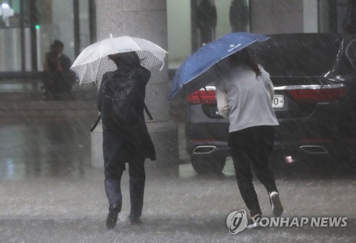 경기 북부 호우특보…서울·경기 시간당 최대 80mm 폭우