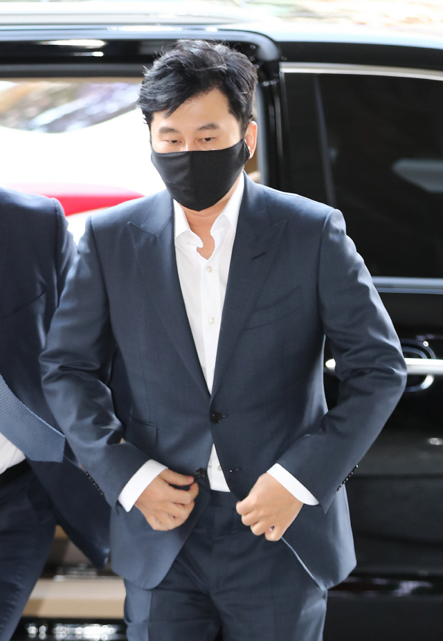 '수억대 라스베이거스 원정도박' 양현석, 벌금 1500만원 선고..묵묵부…