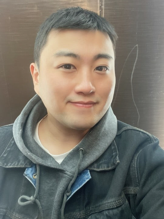  김호중, 오늘 논산훈련소 입소…"어색해진 짧은 머리를" 셀카공개