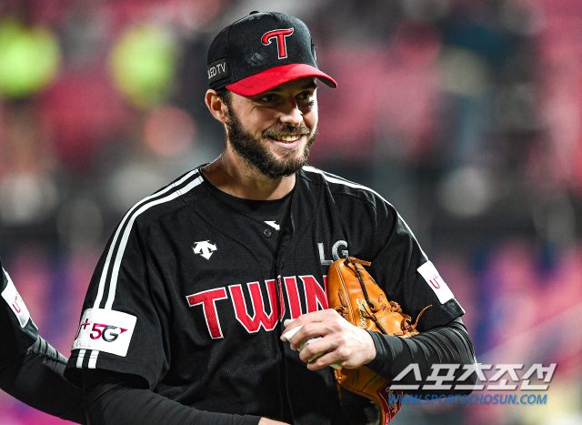  ’150km+9K’ LG 수아레즈, ‘완벽했던 KBO 첫 등판!’