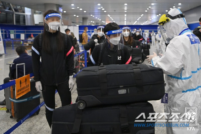 "후반전,반전 쏜다!" 여축대표팀 中쑤저우 첫 훈련