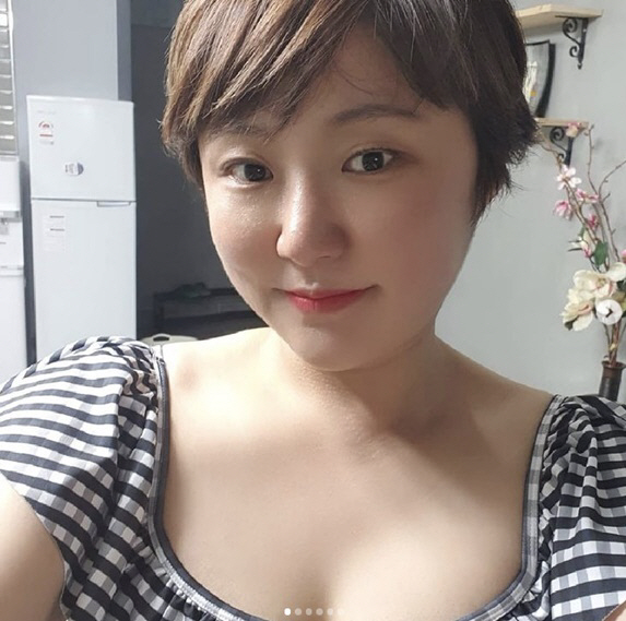 '싱글맘' 김현숙, 11kg 감량하더니 과감한 수영복 인증샷 "아들과 즐…