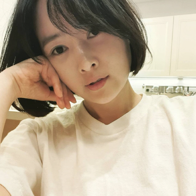 '윤상현♥' 메이비, 똑단발로 변신한 애셋맘의 외모 망언 "문제는 얼굴"