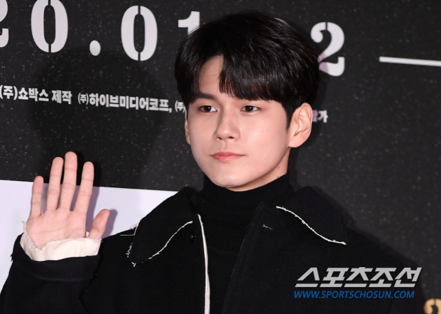  옹성우, '커피 한잔 할까요?' 주인공..배우 열일