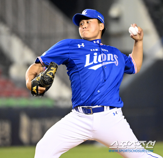 주축불펜 둘 동시말소, 살아남은 슈퍼루키에 쏠리는 눈