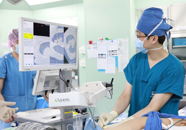 서울성모병원, 차세대 경피적 폐결절 내비게이션 도입…환자 고통 줄이고 수…