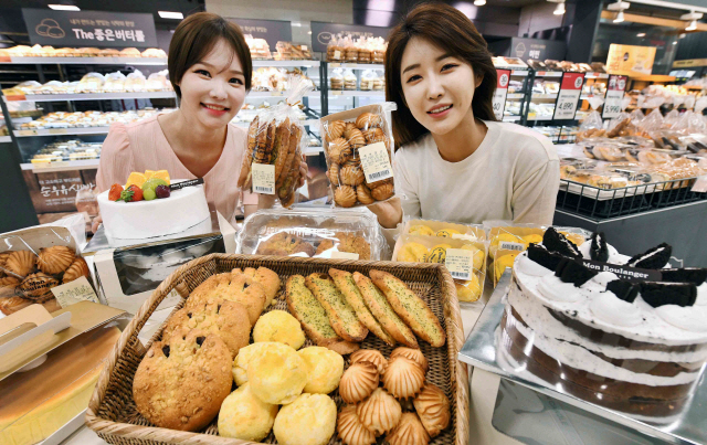 홈플러스,  베이커리 대표 상품 최대 50% 할인 '몽블랑제 빵빵데이' …