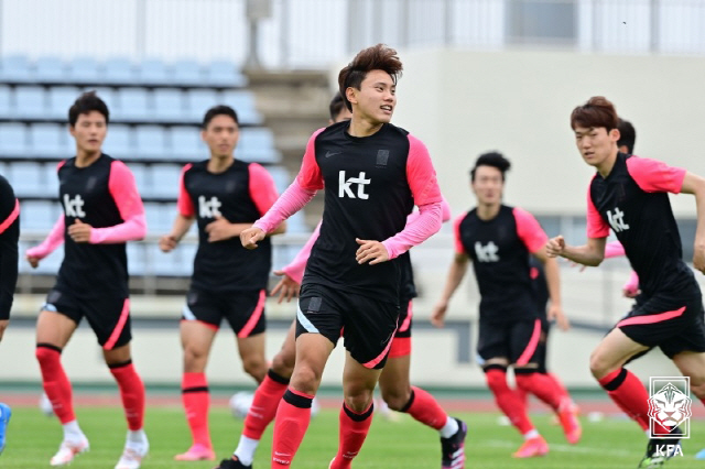 '도쿄行 티켓 잡아라!' 김학범호 7개월 만의 실전, 마지막 모의고사 뜨…