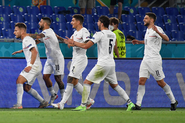 이탈리아, 터키와의 개막전서 3-0 완승! 임모빌레-인시녜 골맛