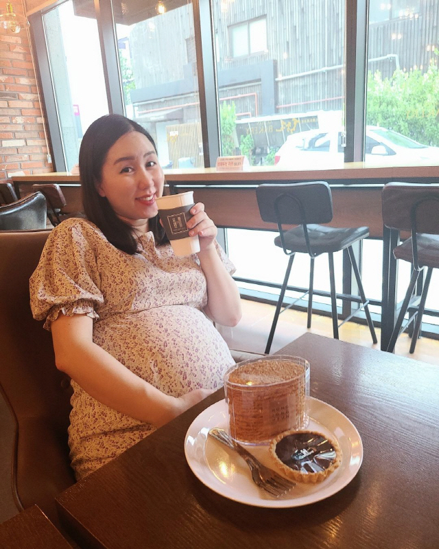 '세쌍둥이 임신' 황신영, 84kg↑에도 포기할 수 없는 초코 타르트..…
