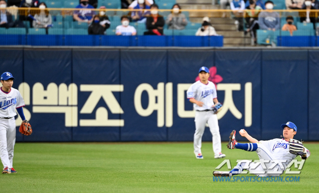 "수비가치도 알아달라"던 간절한 호소, 난 자리가 유독 커보였던 외야 공…