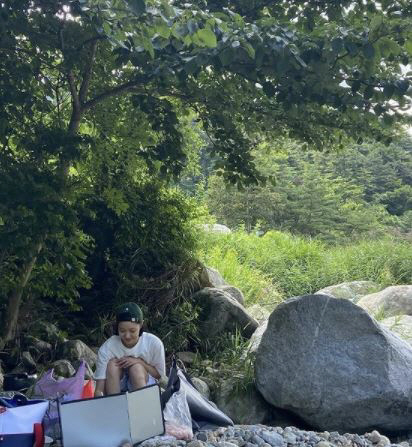김고은, 누구랑 휴가갔나? 산에서 싱그러운 미소