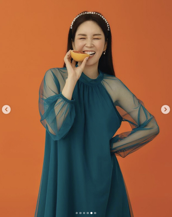 "가문의 영광입니다♡" '한창♥' 장영란, 생애 첫 잡지 커버모델에 '폭…