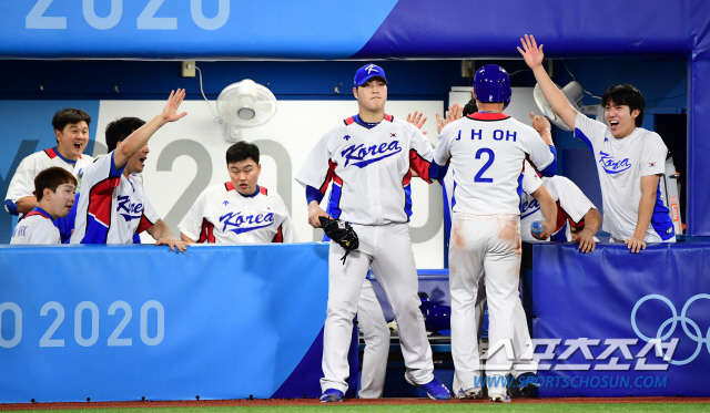 '천신만고' 가슴 쓸어내린 한국야구, 金향한 물꼬 텄다…31일 미국전 '…