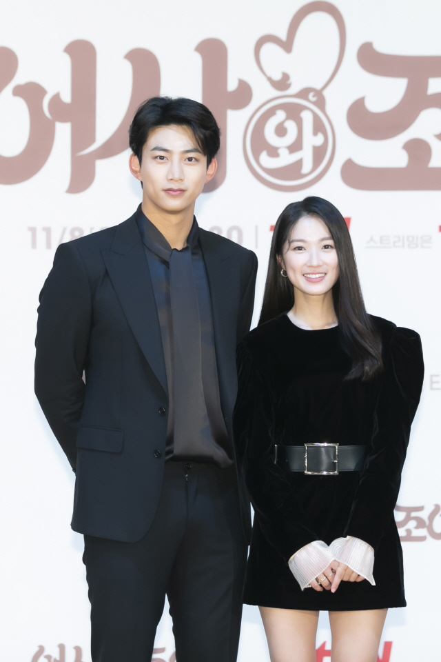  '어사와 조이' 조선판 옥택연X성숙美 김혜윤…'유쾌발랄' 명랑 코믹 커…