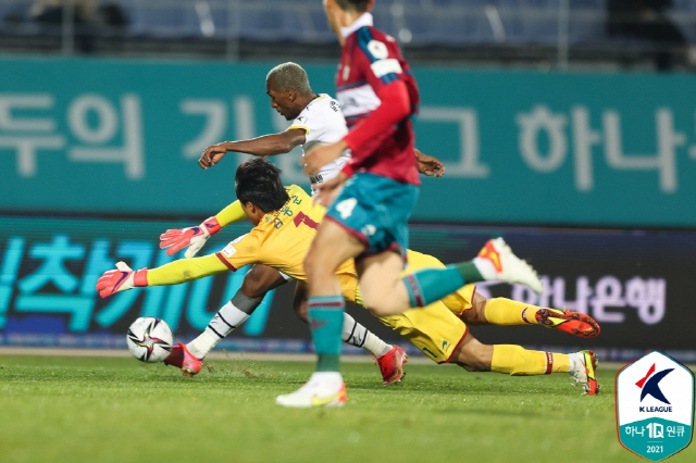 비기기만 해도 되는 대전, 공격축구로 승격에 한걸음 더