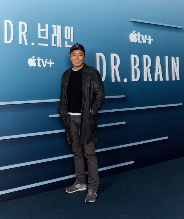  김지운 감독 "첫 드라마 연출, 미장센보다 스토리 전달에 집중"('Dr…