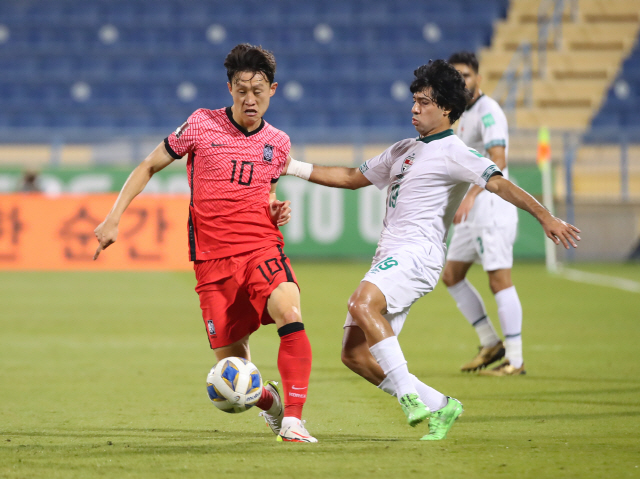 첫 득점은 이재성, 한국 1-0 리드 中