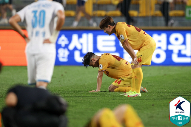 '감독투표부터 몰수패까지' 광주, 처음부터 쉽지 않았던 '잔류 도전'