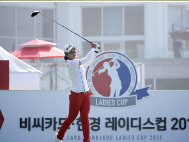 KLPGA 투어 1승 임진희 전예성, 안강건설 골프단 창단 멤버로 합류[골프소식]