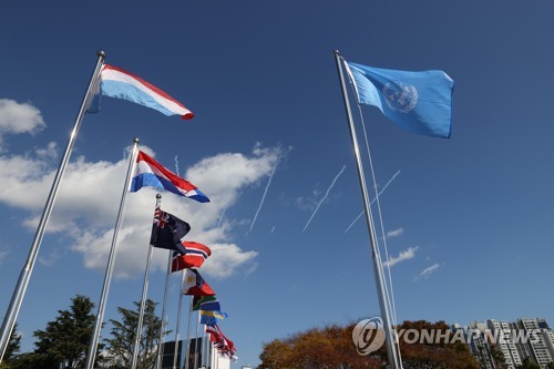 유엔 참전용사·유족 50명 방한…'한국계 용사 예우' 美의원도