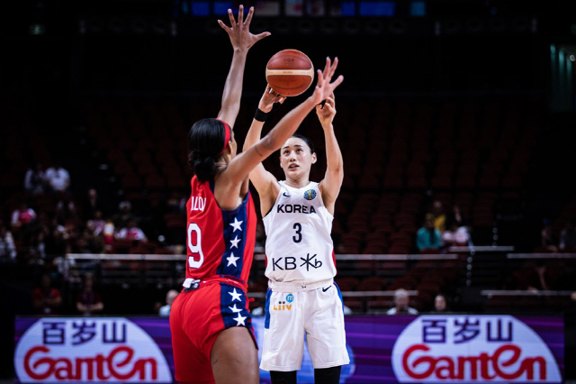 한국 여자농구, FIBA 월드컵에서 세계 최강 미국에 76점차 대패