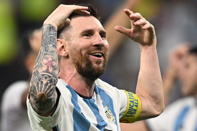 아르헨티나 '축구의 신' 메시 출격, 네덜란드 '통곡의 벽' 반 다이크 …