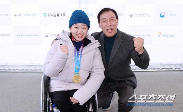 '17세 노르딕 신성'김윤지,3관왕 질주..."오늘 마지막 경기 4관왕!…