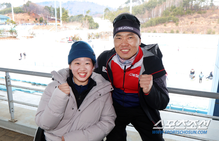 '17세 신성 MVP'김윤지,신의현X이도연 '평창레전드'선배들과 함께 꾸…