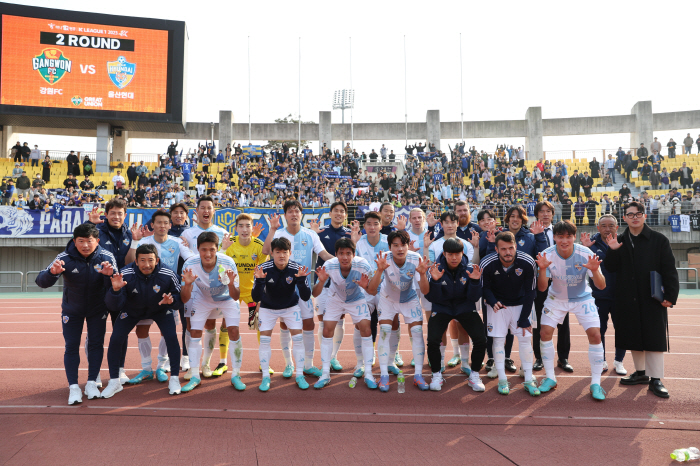 "저렇게 축구하는 팀에…" 승격팀의 도발, 2라운드 통해 본 역학 구도