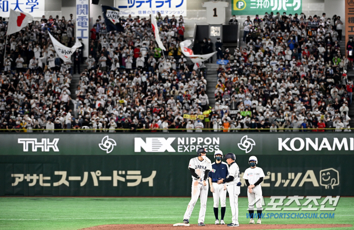 '도쿄돔 굴욕의 날' WBC 한일전 4-13 대패[도쿄 리뷰]