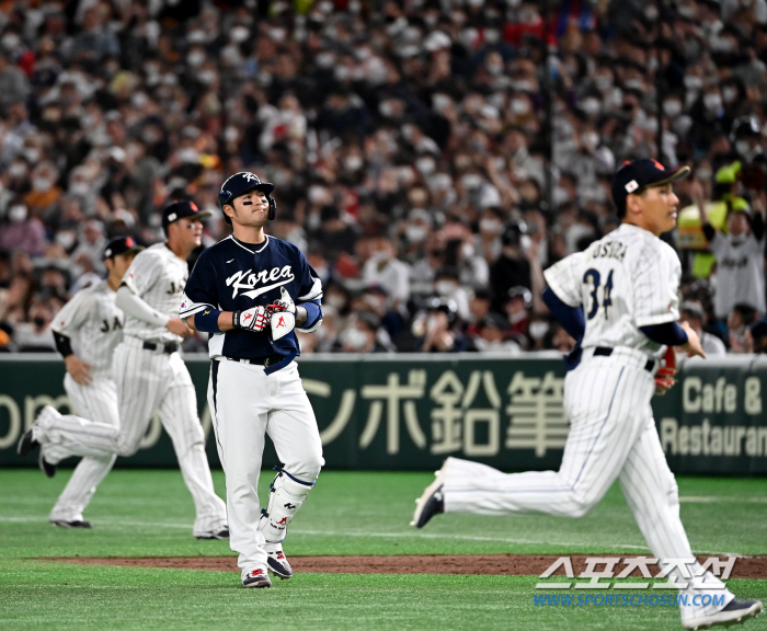 '도쿄돔 굴욕의 날' WBC 한일전 4-13 대패[도쿄 리뷰]